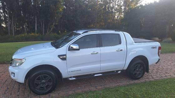 FORD RANGER 3.2 LIMITED 4X4 CD 20V DIESEL 4P AUTOMÁTICO FORD RANGER 3.2 LIMITED 4X4 CD 20V DIESEL 4P AUTOMÁTICO